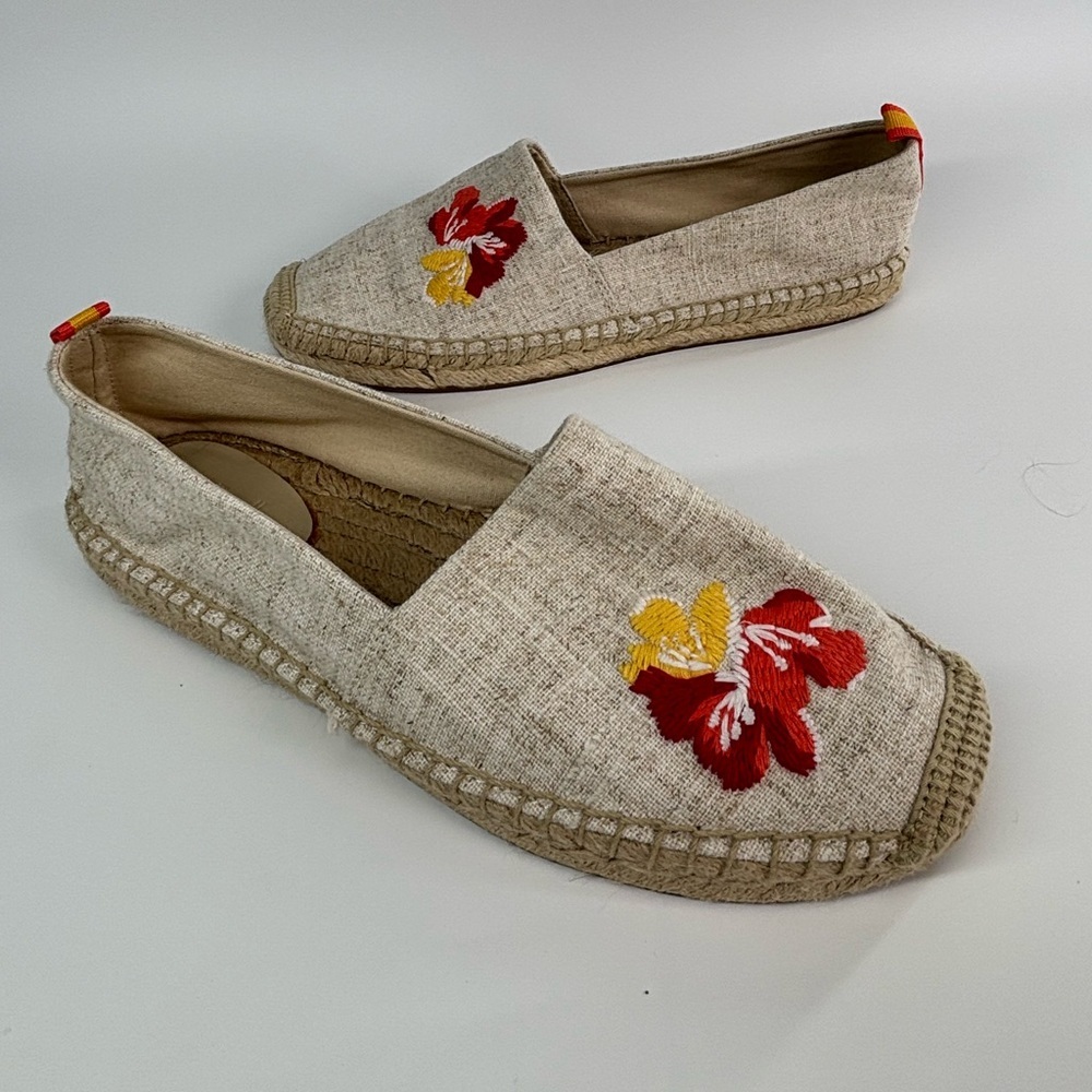 Vera Bradley floral espadrille flats 10 Dune beige tan coastal comfort beach